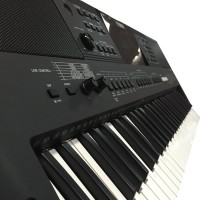 Yamaha PSRE453 Keyboard