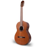 Perez 630 Classical Guitar